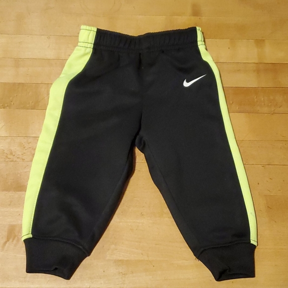 ⭐ 2/$20 ⭐ Nike track suit - Picture 4 of 6
